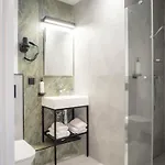 B&B Hotel Leszno Hotel 3*
