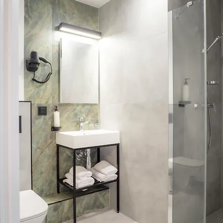 B&B Hotel Leszno Hotel 3*