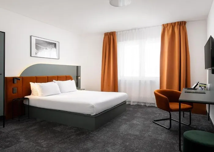 Отель B&B Hotel Leszno 3*