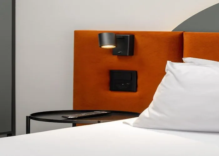 B&B Hotel Leszno Отель 3*