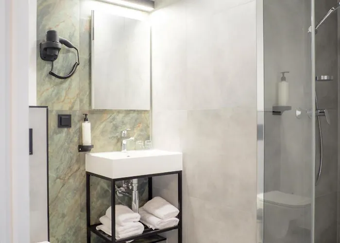 B&B Hotel Leszno Hotel 3*